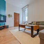 Chic Family - Neuf & Moderne - Parking Wifi Centre Gare Tgv - Confort Ideal Famille - Speciale פרפיניין